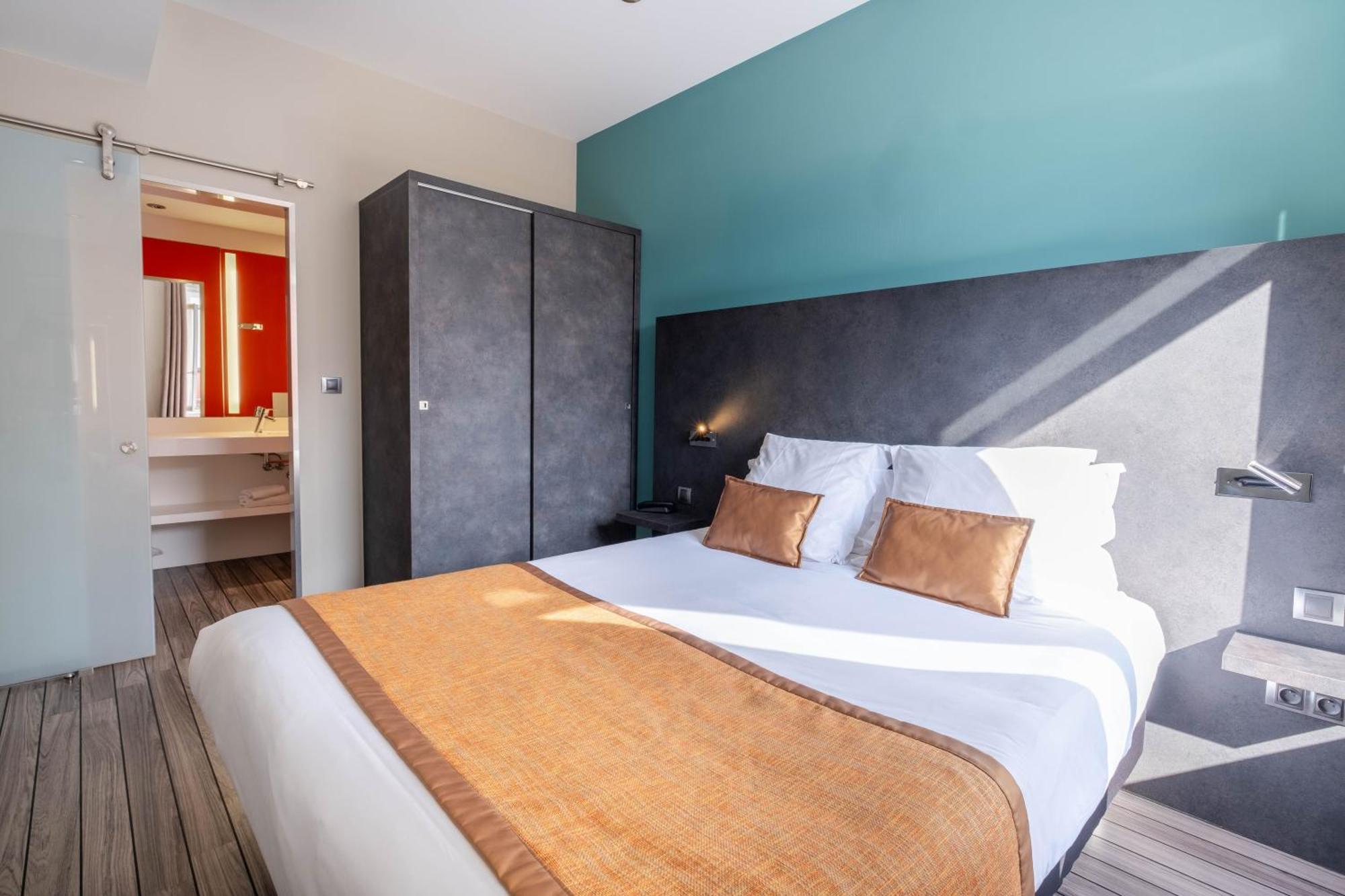Logis Hotel De Bourgogne - Mâcon Buitenkant foto
