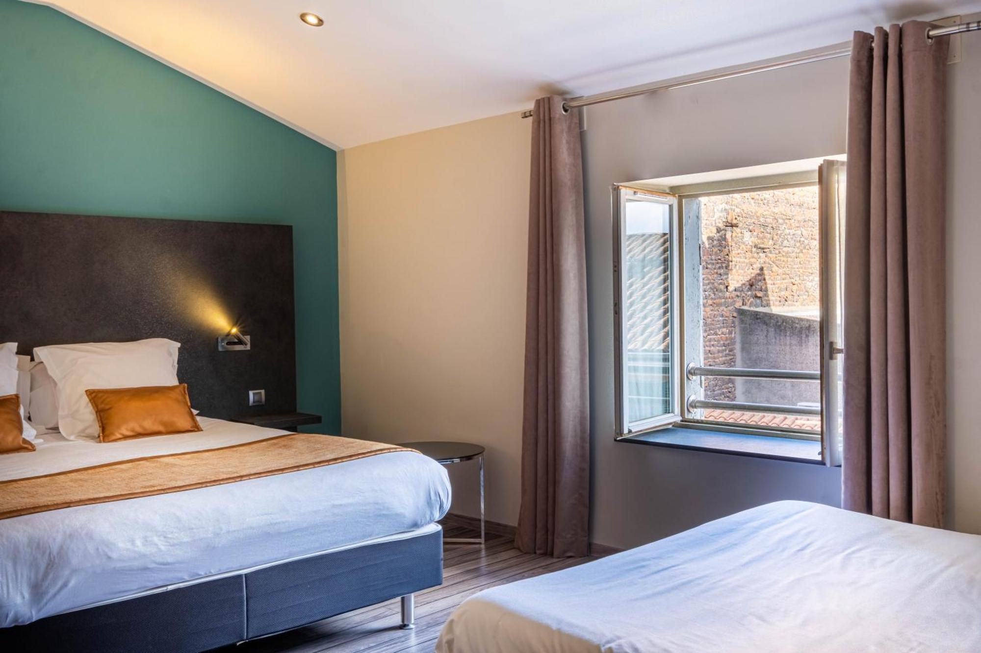 Logis Hotel De Bourgogne - Mâcon Buitenkant foto
