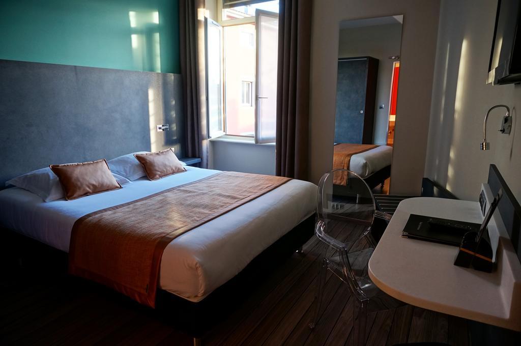 Logis Hotel De Bourgogne - Mâcon Buitenkant foto