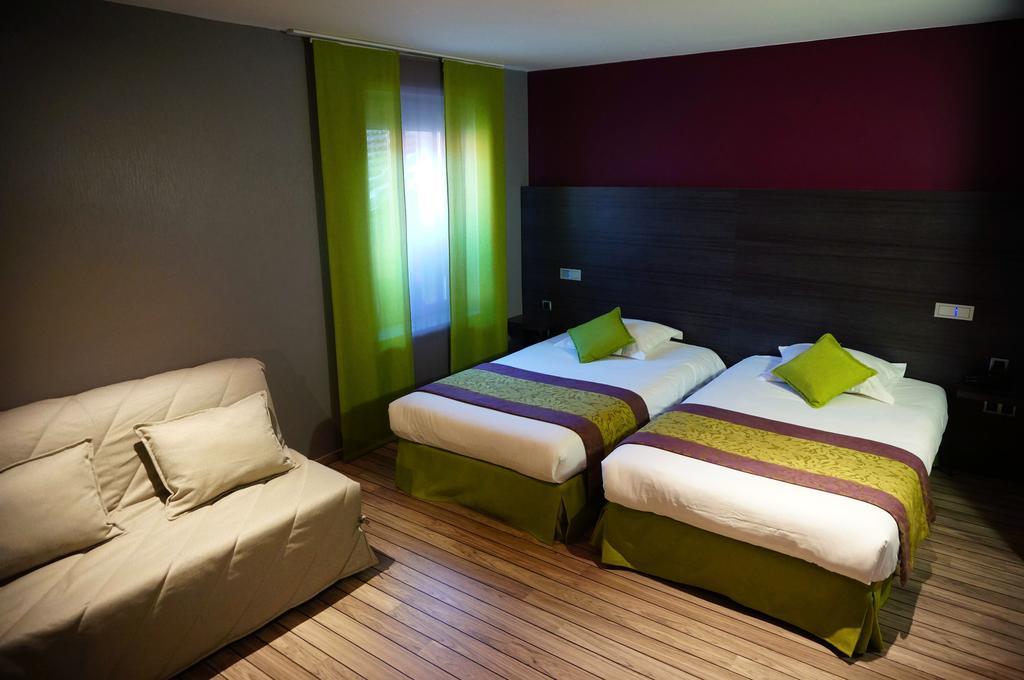 Logis Hotel De Bourgogne - Mâcon Buitenkant foto