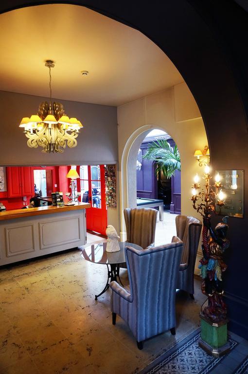 Logis Hotel De Bourgogne - Mâcon Buitenkant foto