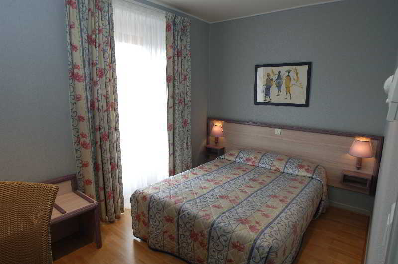 Logis Hotel De Bourgogne - Mâcon Kamer foto